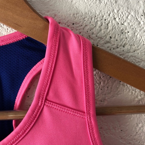 Nike Dri Fit girls sports bra sz: Med - Picture 2 of 7